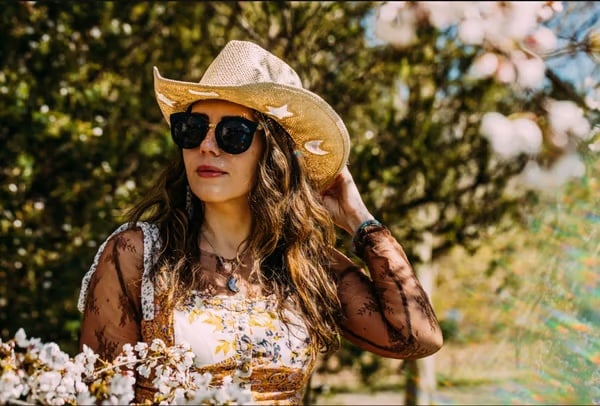 👒Suncatcher Cowgirl Straw Prism Hat
