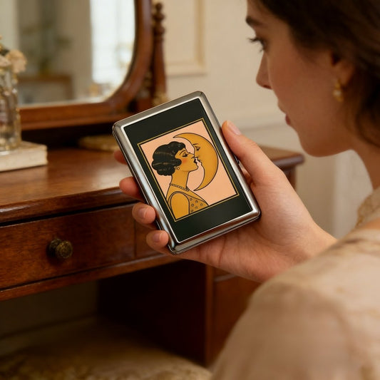 ✨LAST DAY – BUY 1 GET 1 FREE ✨ Vintage Art Deco Card & Cash Case ❤️
