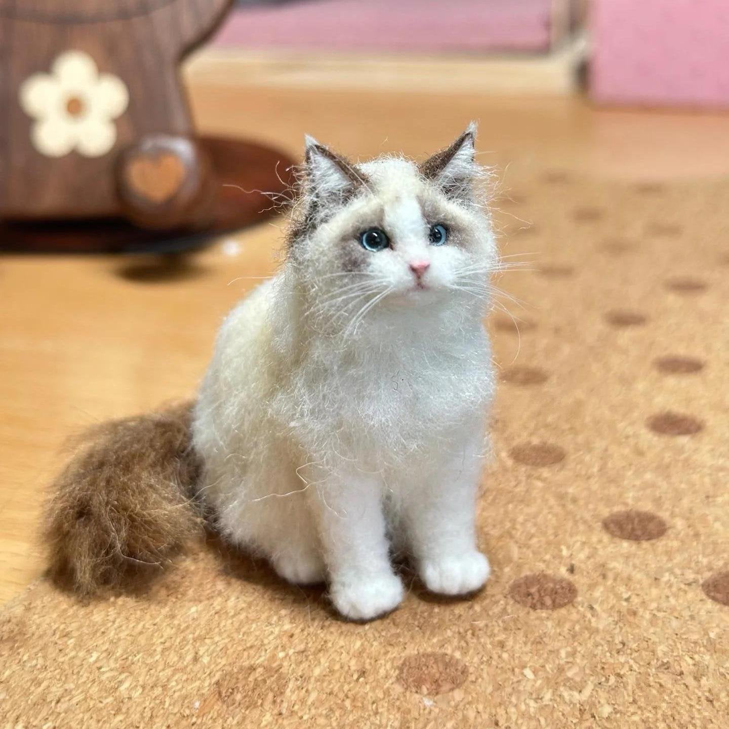 🐱💞Mini Felted Wool Cat – Quirky Handmade Companions