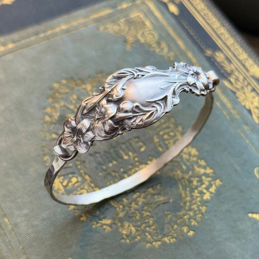 🔥LAST DAY 59% OFF✨Handcrafted Vintage Spoon Bracelet - Made With Authentic Vintage Tools