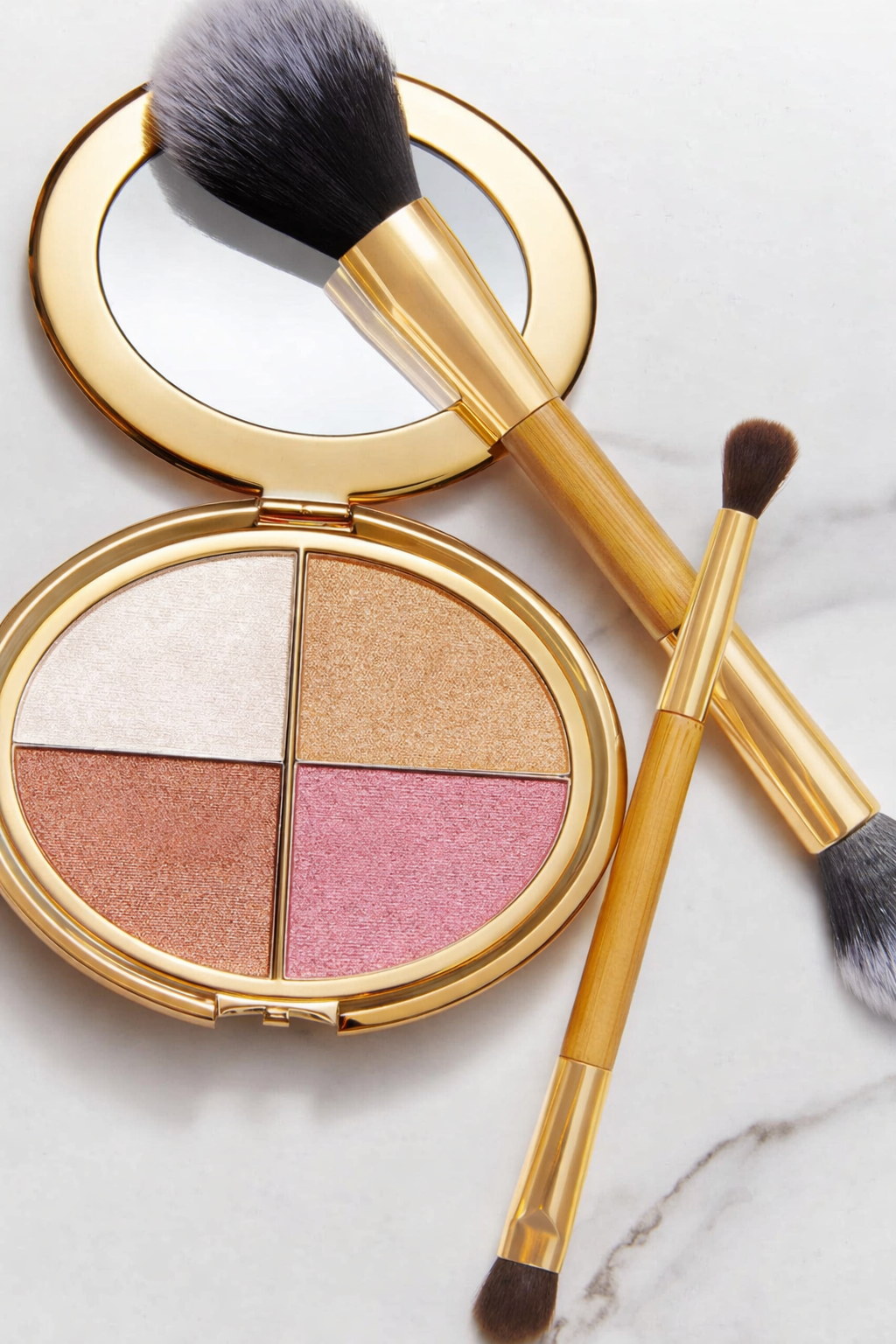 ✨ Buy 1 Get 1 Free – Glow Wardrobe Highlighting Eye & Cheek Palette 💫💖 Today Only!