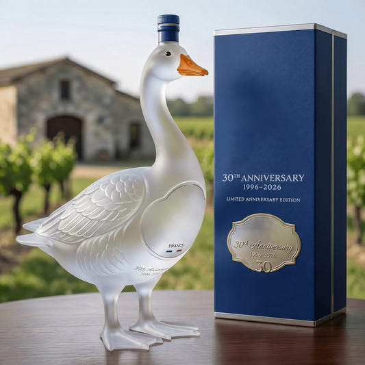 🔥🪿Glass Craft Anniversary 3D Sculpted Vodka Bottle🥰