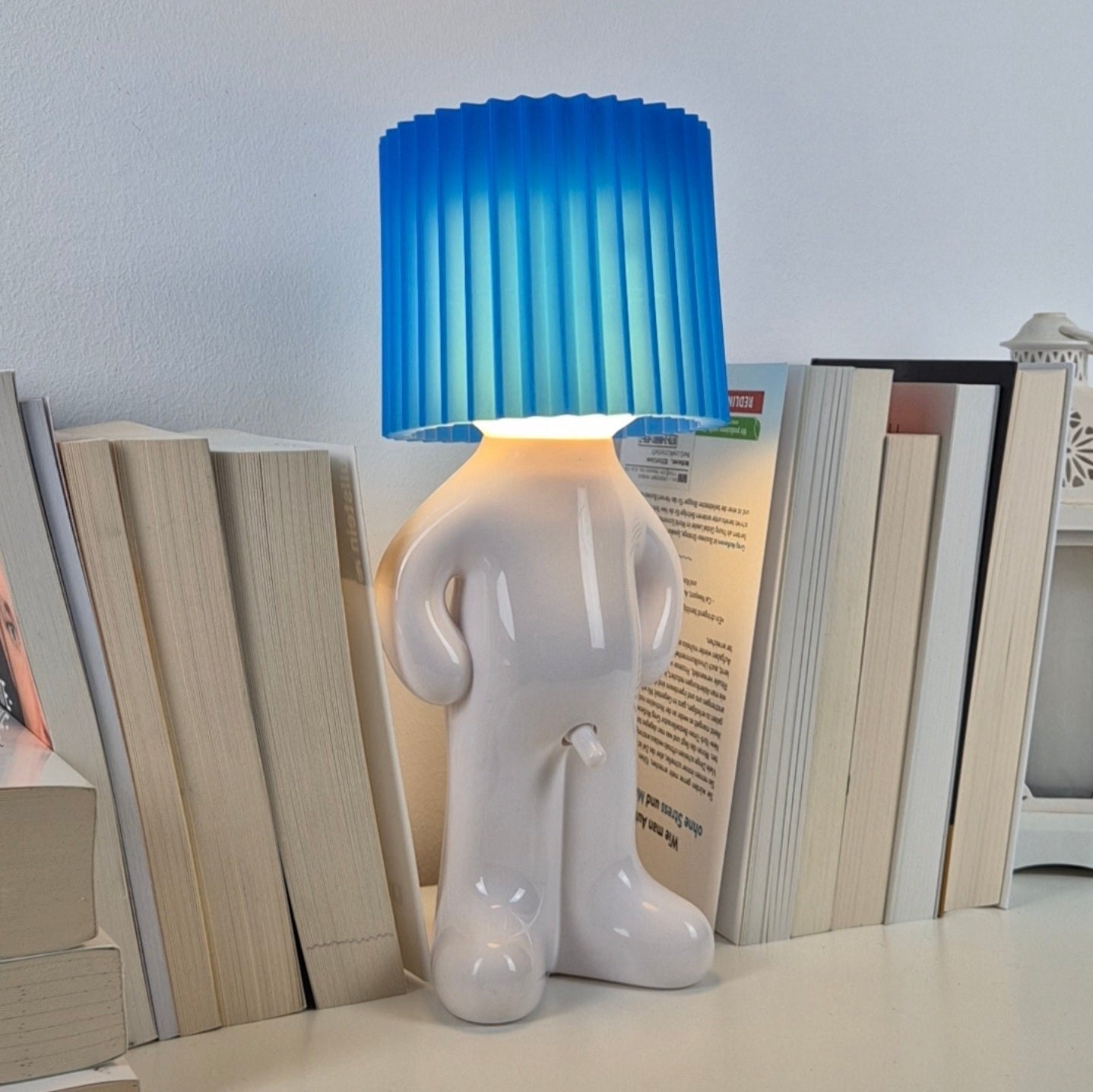 🛋️2026 New Fun Table Lamp – Creative Design, Cozy Glow, Instant Personality